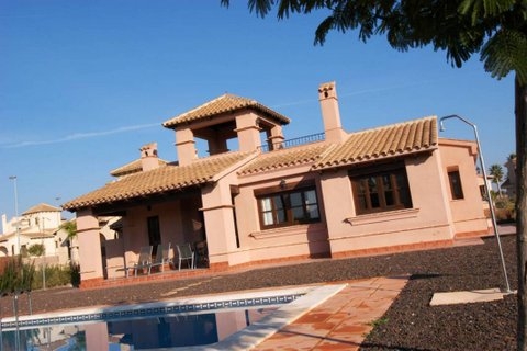 Buying or renting property on Hacienda del Álamo