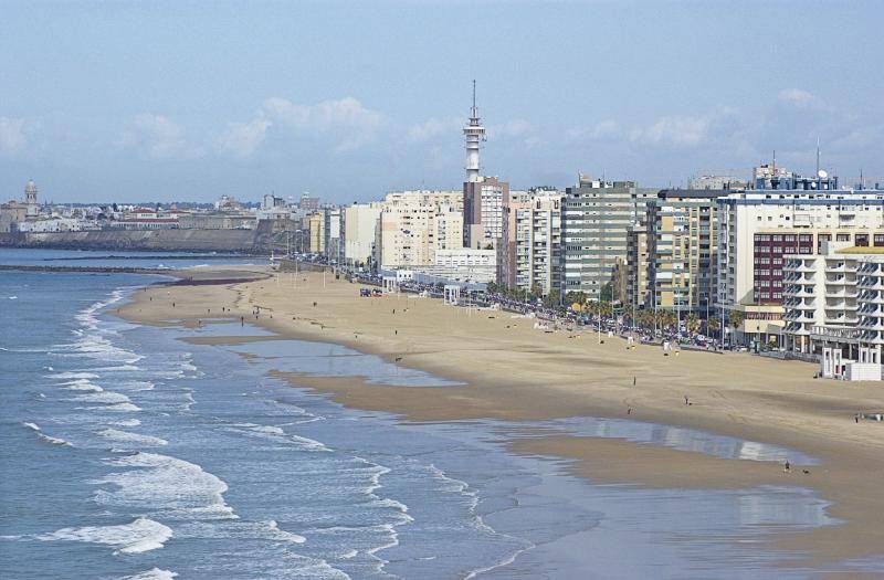 Playa de la Victoria and Playa de la Cortadura, Cadiz: Costa de la Luz beach guide