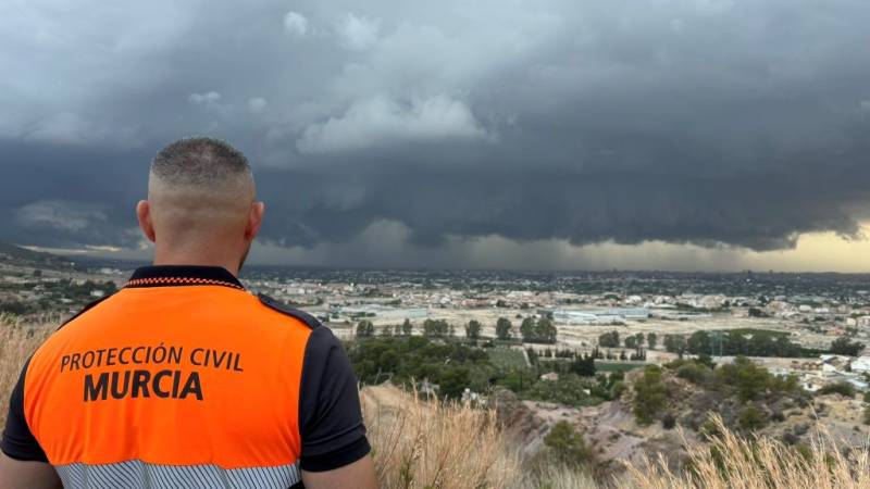 Murcia storm report: Winds and heavy rains cause flood of emergencies