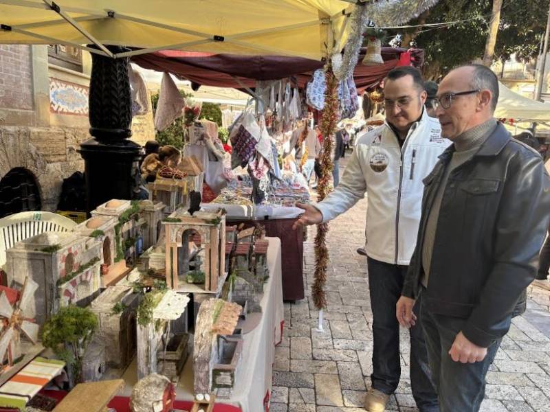 Traditional Christmas Market in Águilas delights visitors with handmade treasures