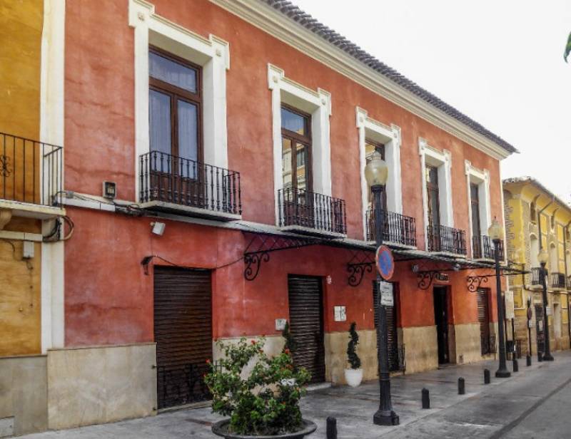June 21 Free guided tour of 19th-century Mula 